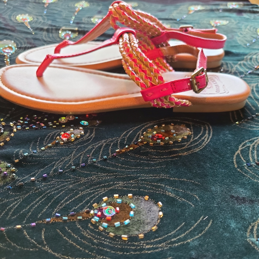 NWOT Lucky Brand Sandals - Picture 5 of 5